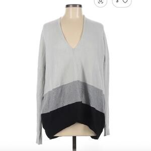 White House Black Market Colorblock Pullover Sweater Size M